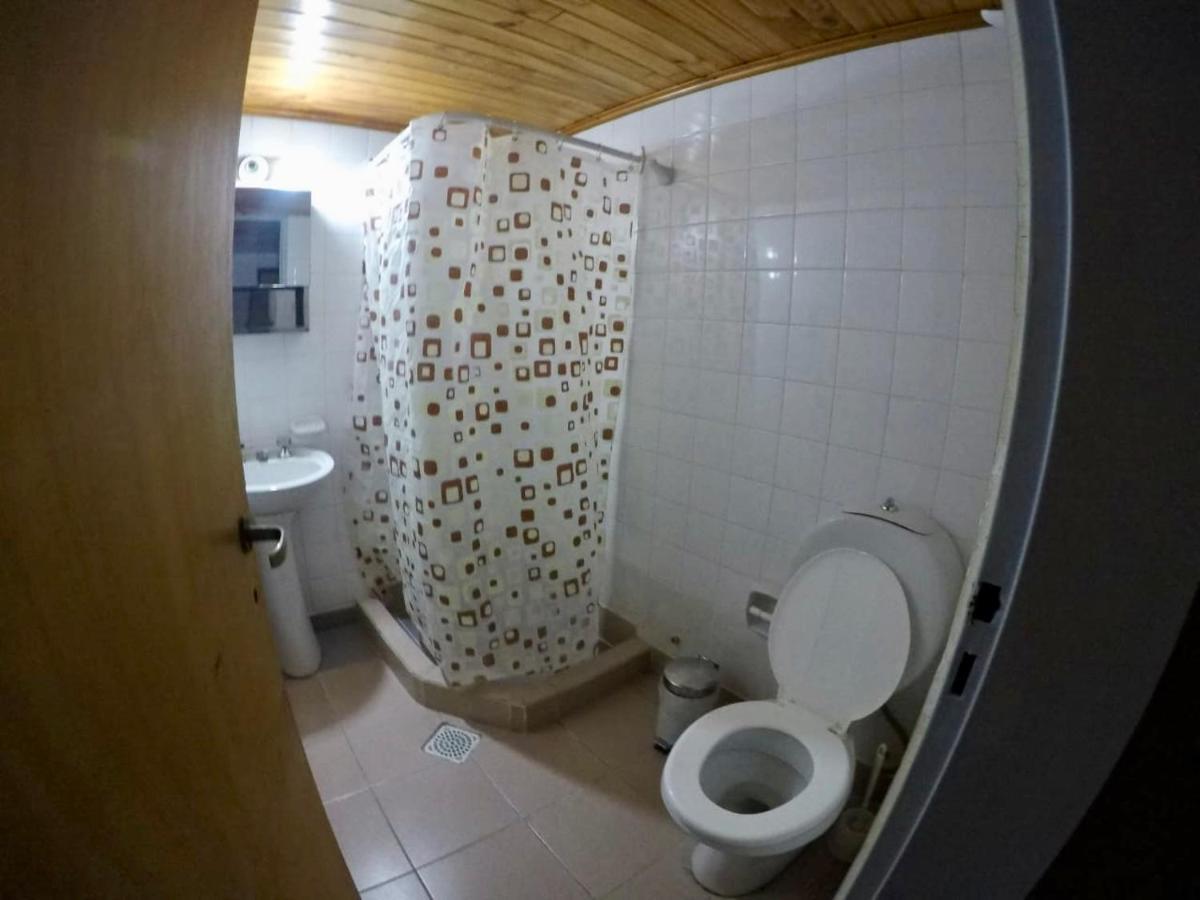Hostel Elal El Calafate Bagian luar foto