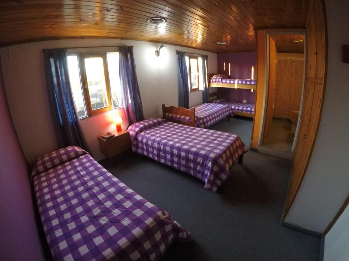 Hostel Elal El Calafate Bagian luar foto
