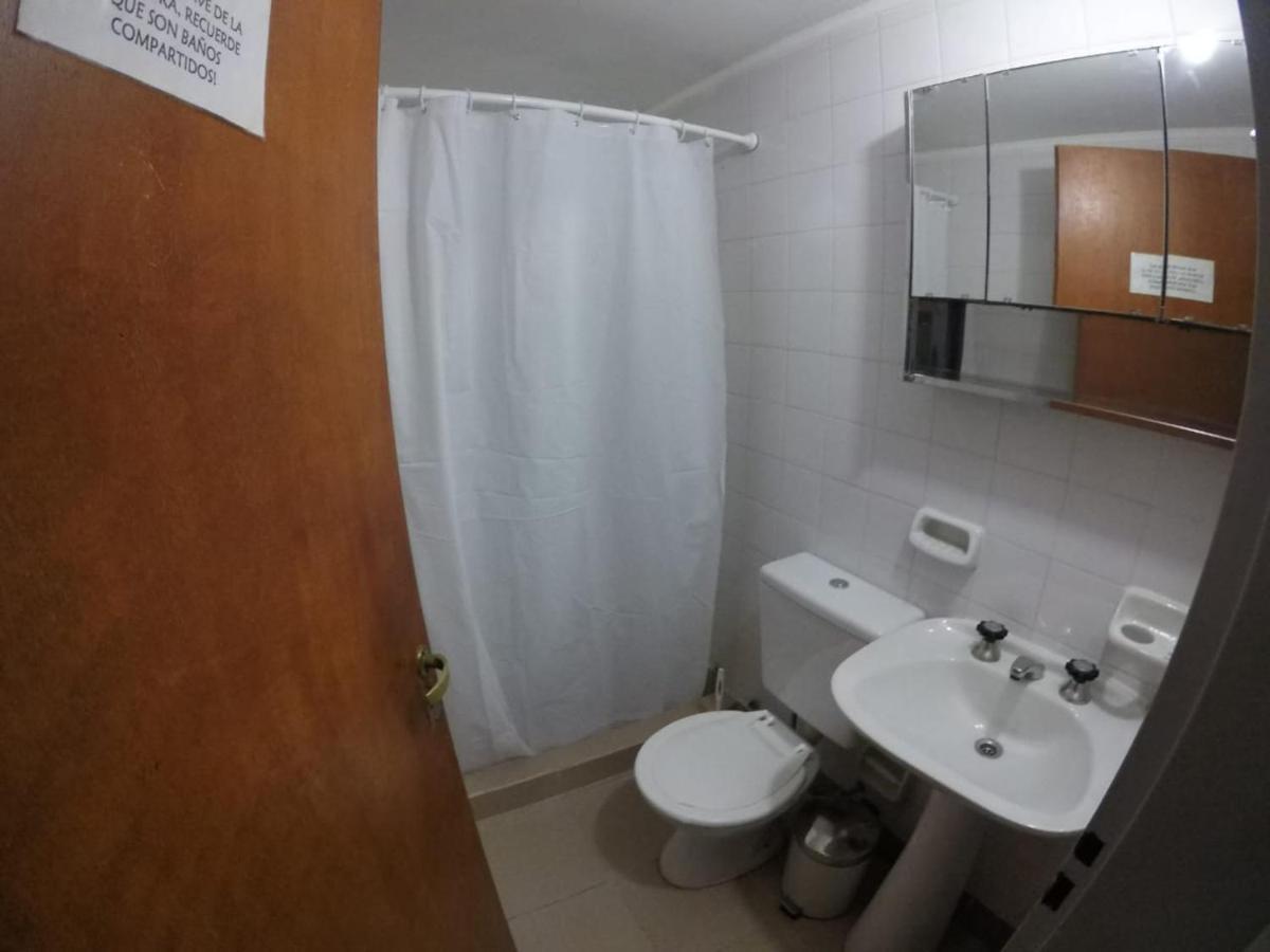 Hostel Elal El Calafate Bagian luar foto
